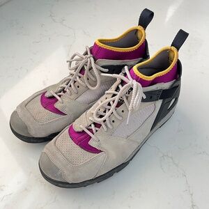 Nike Air Revaderchi ACG - Size 9